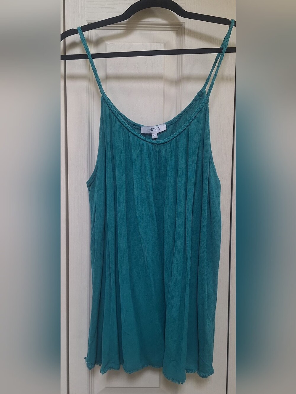 1x Teal Sleeveless Pleated Tank Top